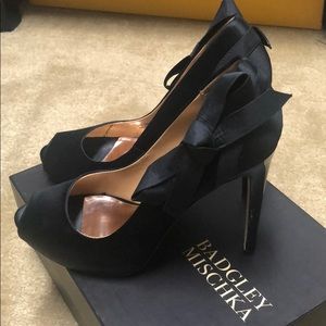 Peep Tow Badgley Mischka pumps